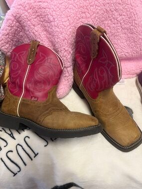 Justin Boots Pink and Brown Women's Western Boot
